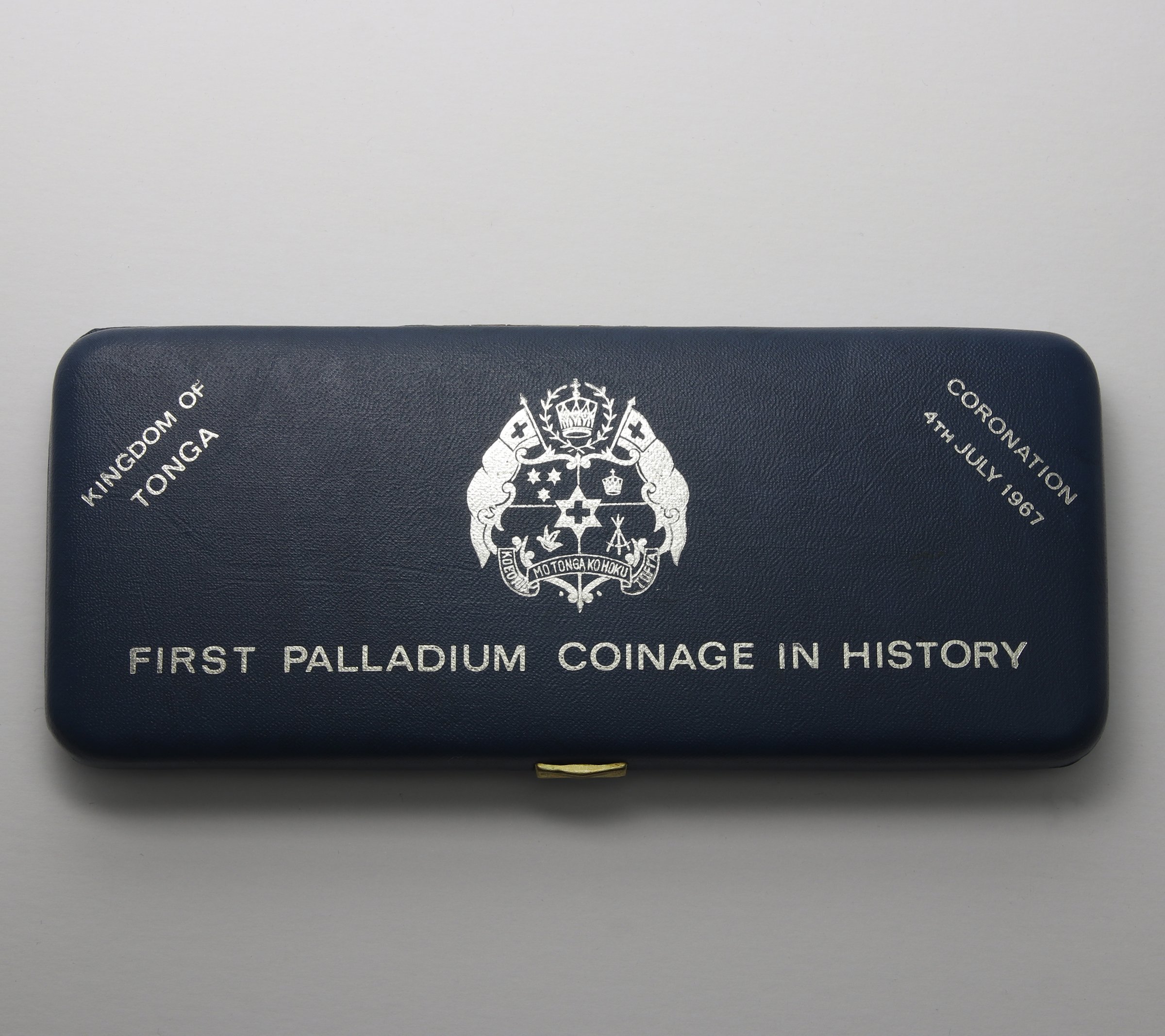 Palladiummünzen "Coronation 1967 Set" 1 Hau + 1/2 Hau + 1/4 Hau (Tonga) - Detailansicht 3