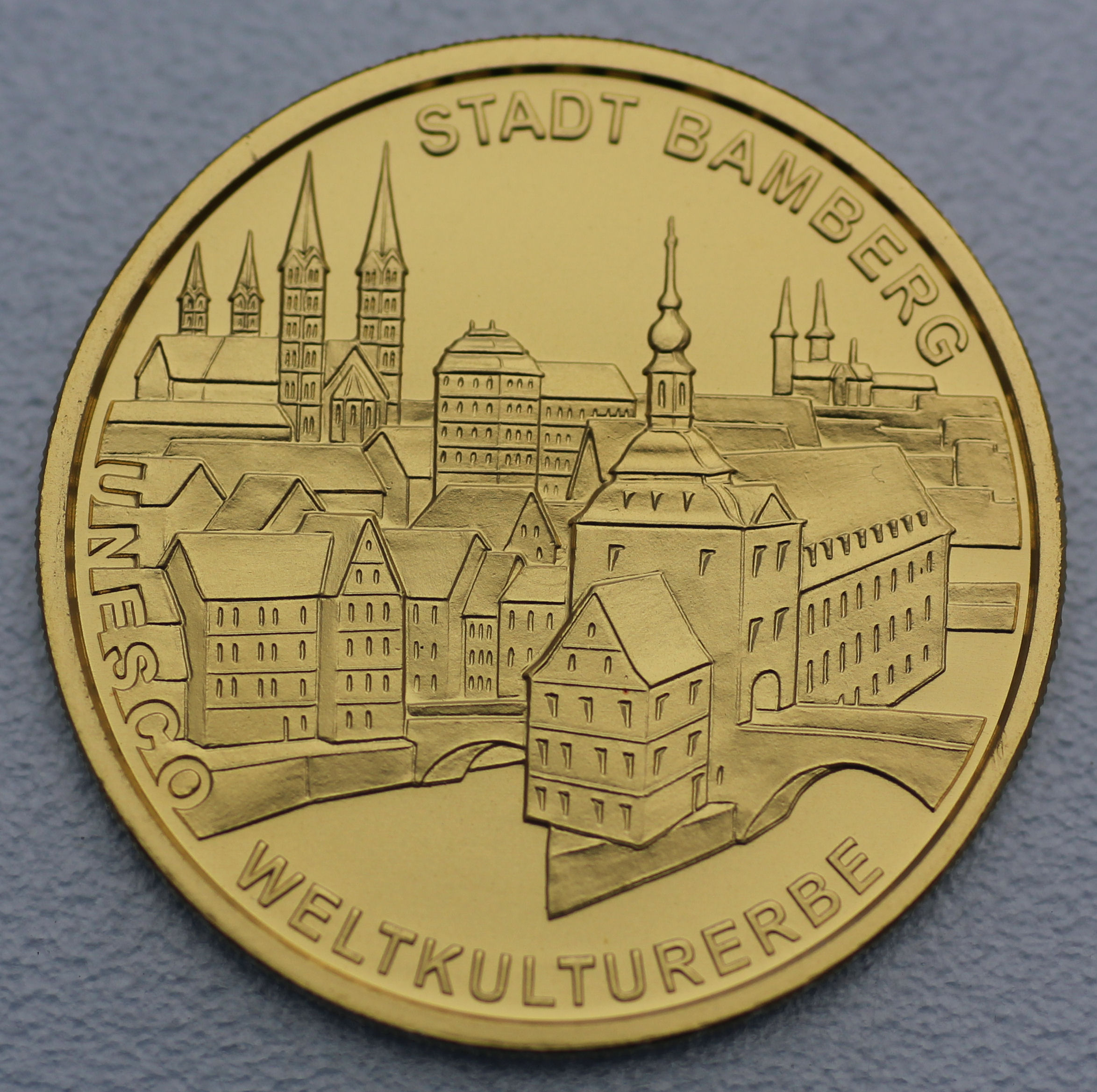 Goldmünze 100 Euro "Bamberg" 2004 Unesco-Weltkulturerbe (Deutschland) - Hauptansicht