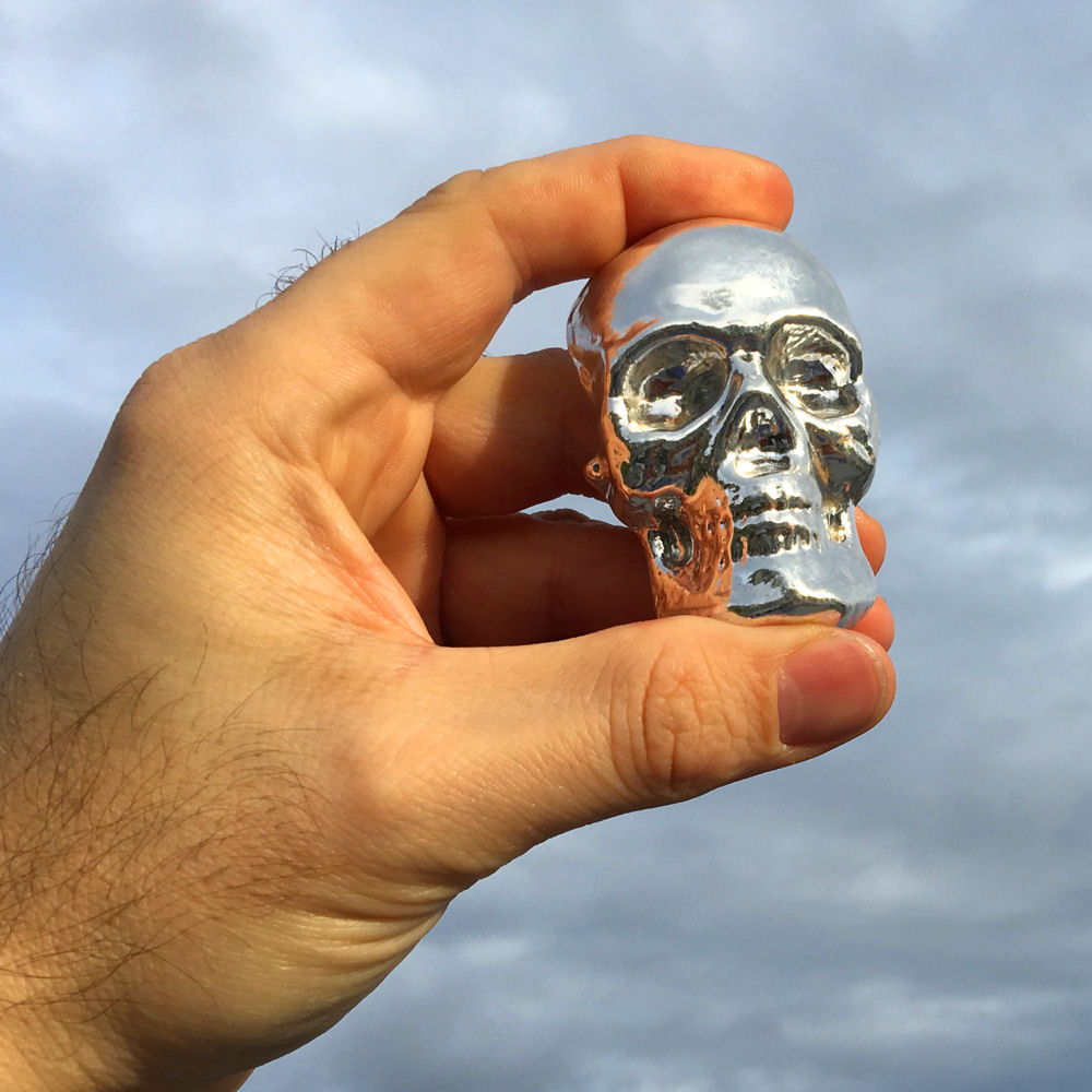 Silber 3-D Barren "Totenkopf" 10oz, gegossen - Detailansicht 3