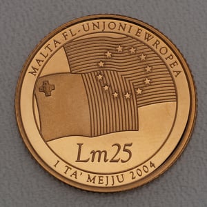 Goldmünze 25 Liri "Betritt zur EU" 2004 (PP) (Malta) - Hauptansicht