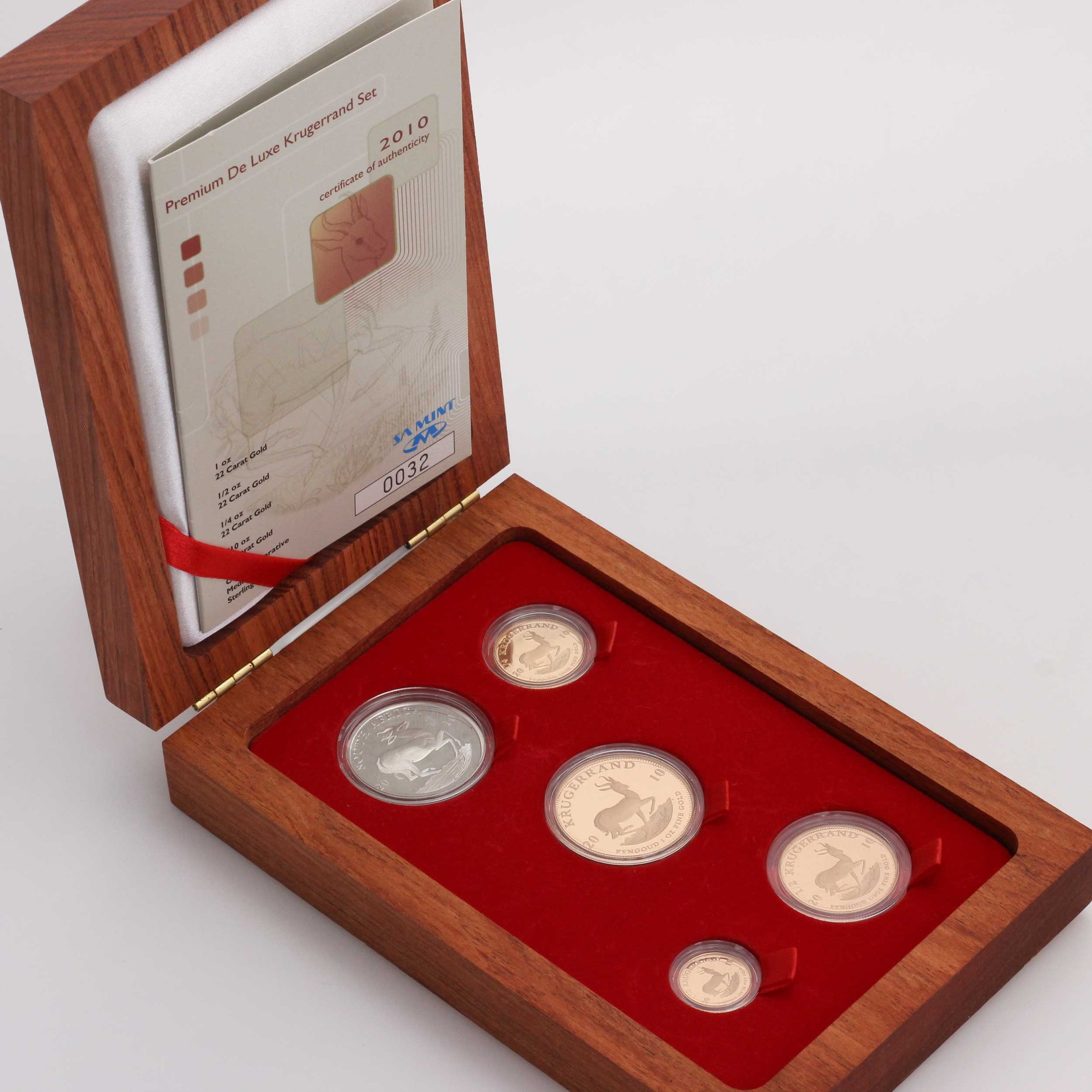 Goldmünzen 4 x "Krügerrand" 2010 (PP) Premium de Luxe Set – 5-teilig (Südafrika) - Hauptansicht