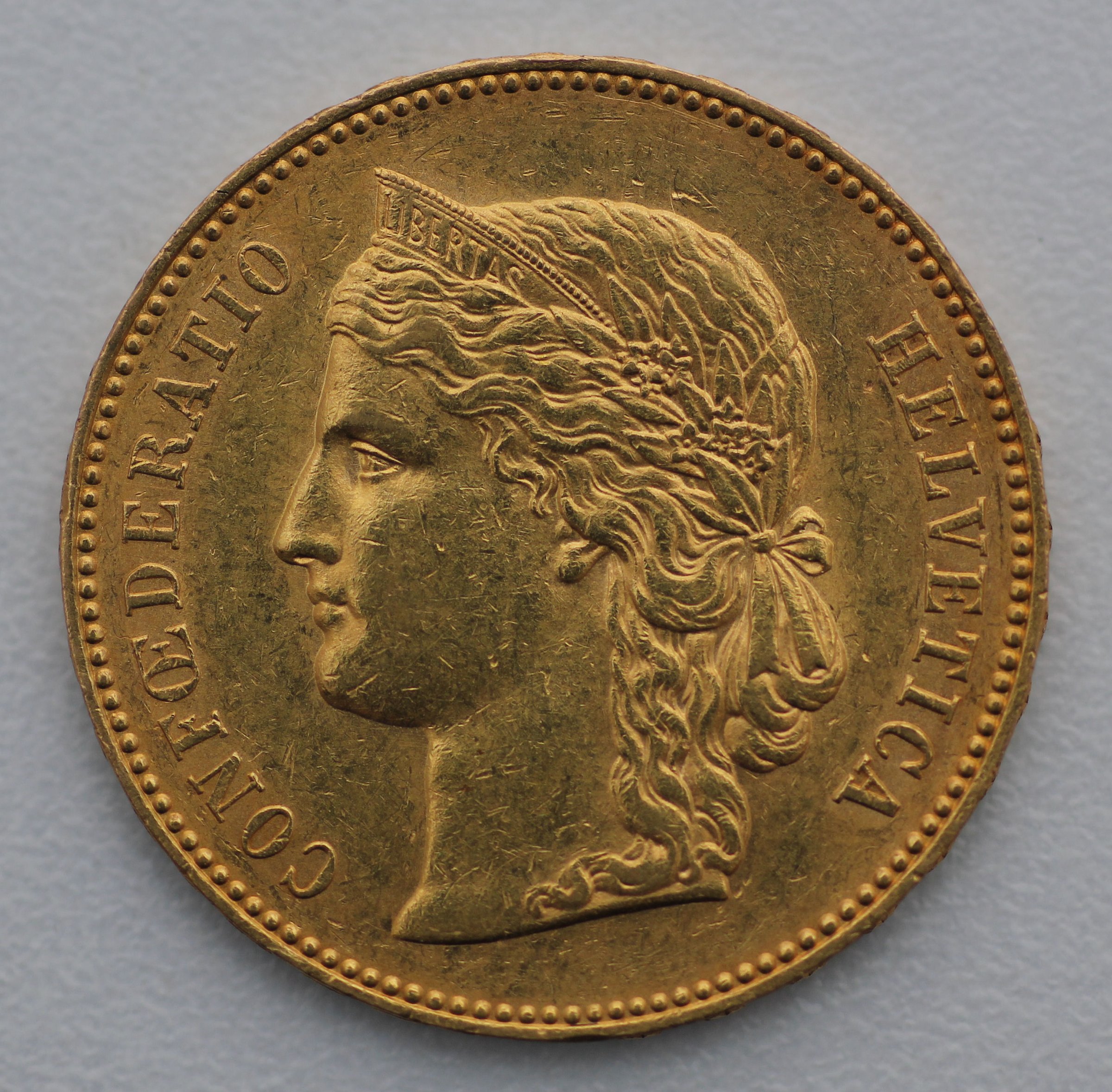 Goldmünze 20 SFR "Helvetia" (Schweiz) - Hauptansicht