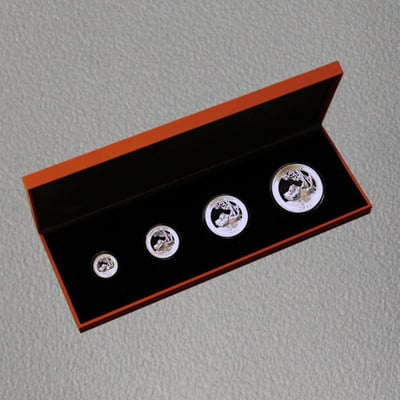 Silbermünze 1/10+1/4+1/2+1oz "Panda" 2017 Show Panda Set – 4-teilig (China) - Miniaturansicht 1