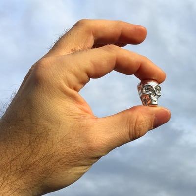 Silber 3-D Barren "Totenkopf" 1oz, gegossen - Miniaturansicht 4