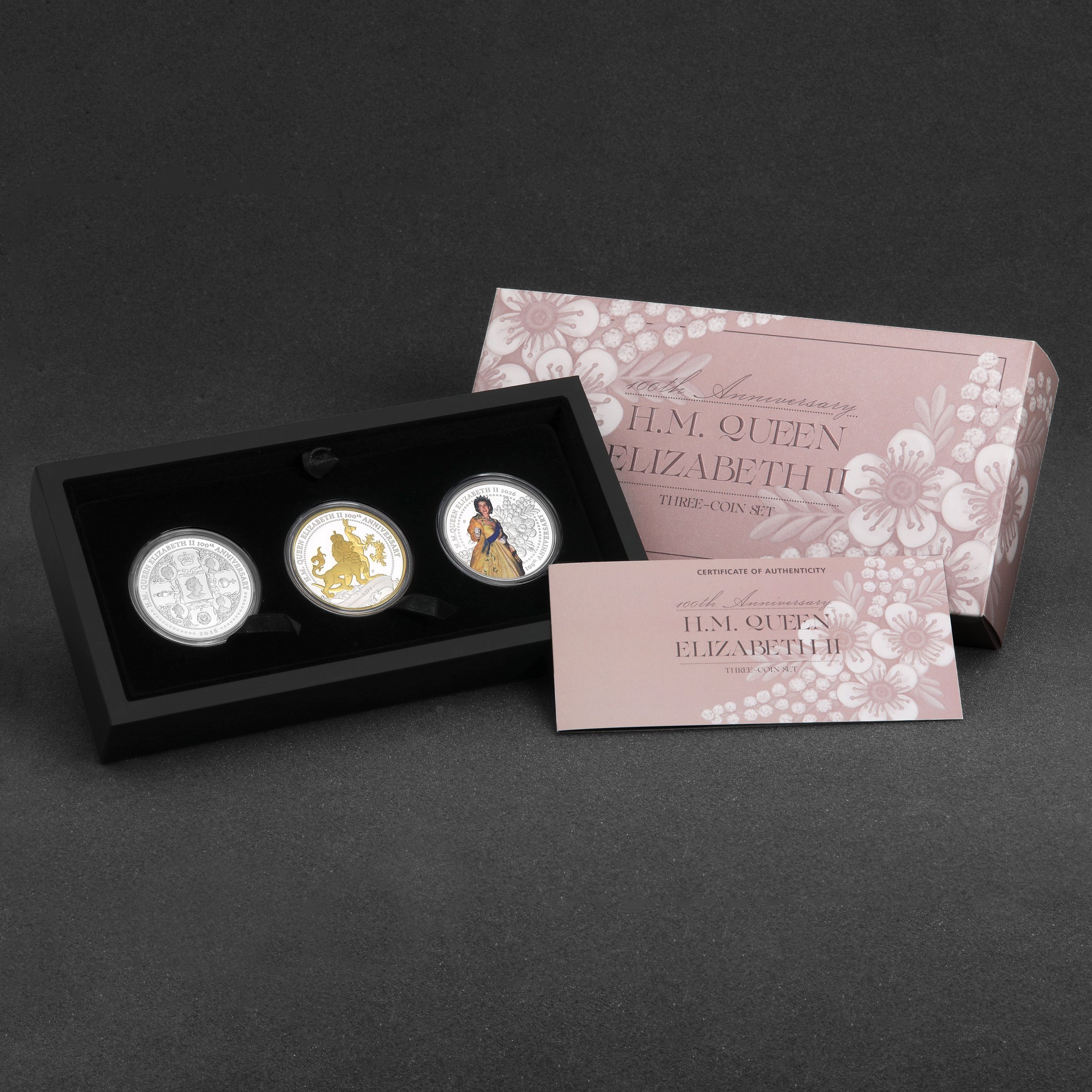 Silbermünze 3 x 1oz "H.M. Queen Elizabeth II 100th Anniversary" 2026 (PP/verg./kol.) Set – 3-teilig - Hauptansicht