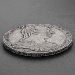 Silbermünze "1 Maria Theresien Taler" (Österreich) - Miniaturansicht 15