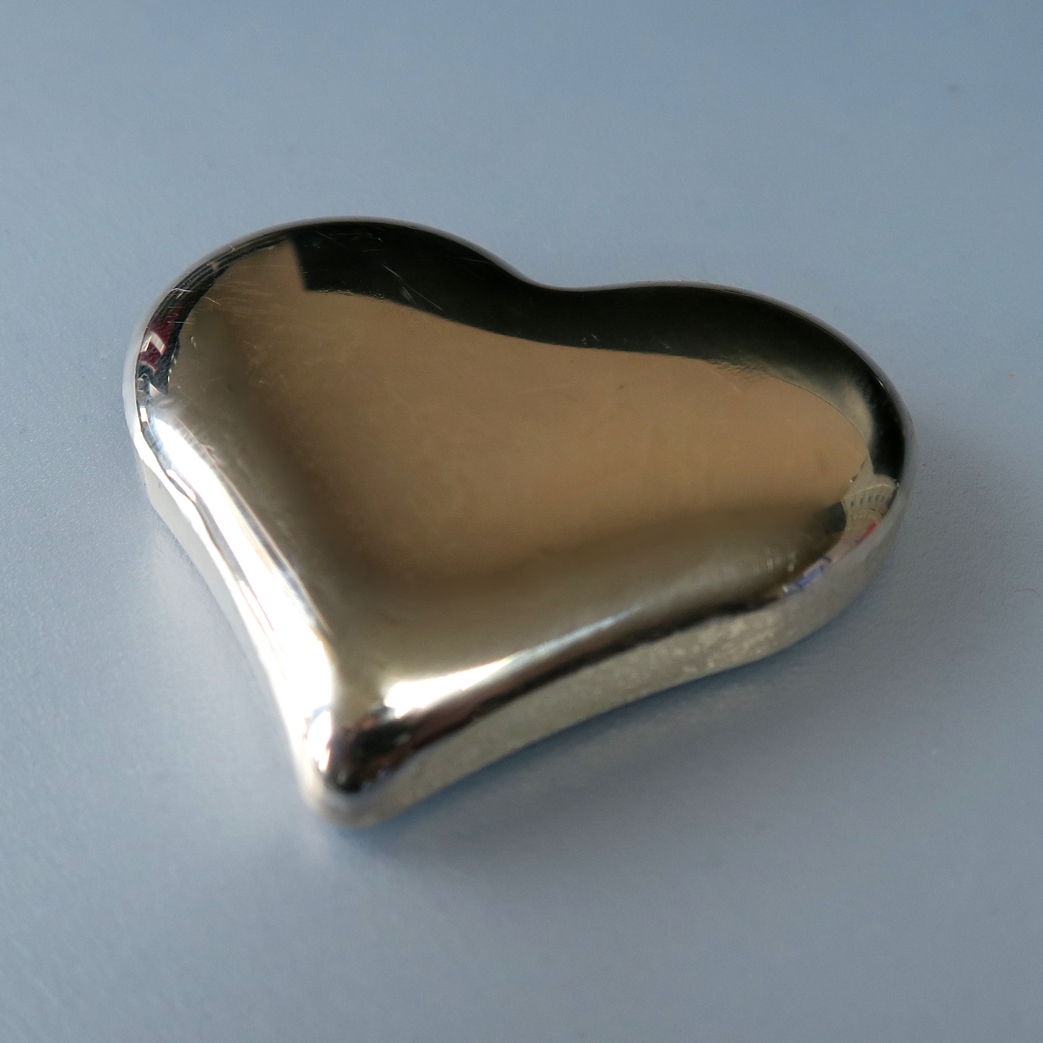 Silber 3-D Barren "Gravur-Herz" 100g, glänzend, gegossen - Detailansicht 2