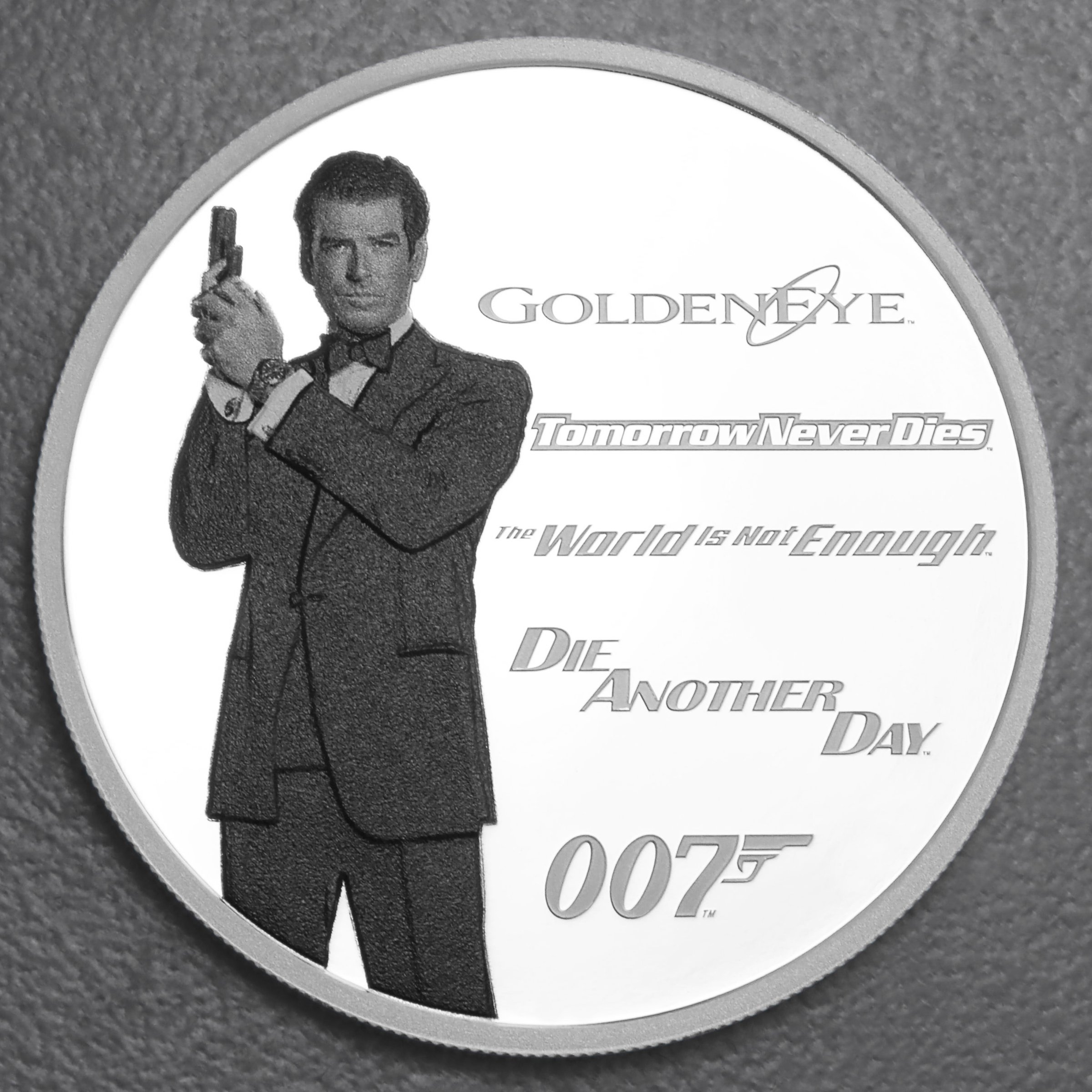 Silbermünze 1oz "Pierce Brosnan" 2024 (PP/koloriert) James Bond Legacy Series (Tuvalu) - Hauptansicht