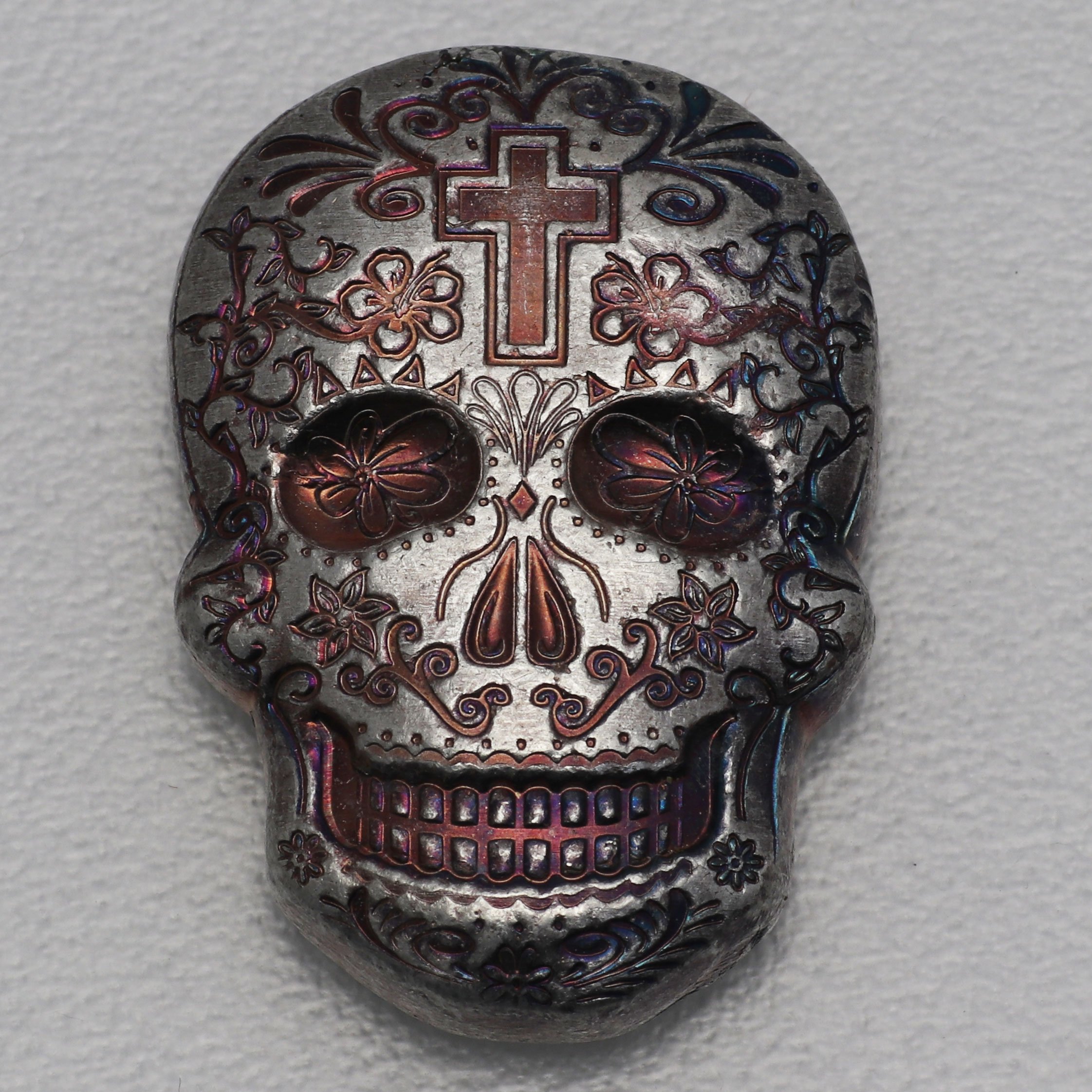 Silber 3-D Barren "Sugar Skull" 2oz, gegossen Day of the Dead: Cross - Detailansicht 3