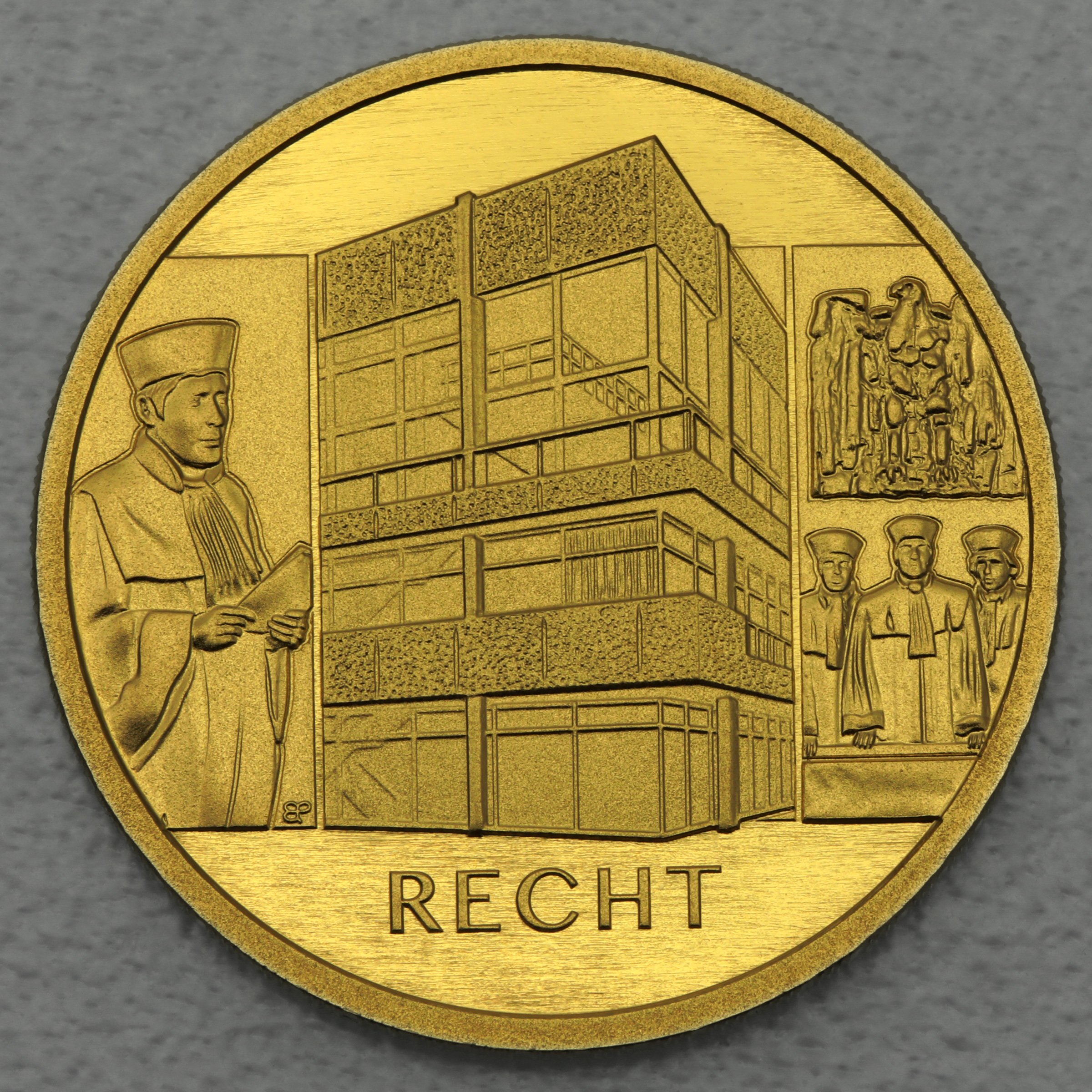 Goldmünze 100 Euro "Recht" 2021 Säulen der Demokratie (Deutschland) - Hauptansicht