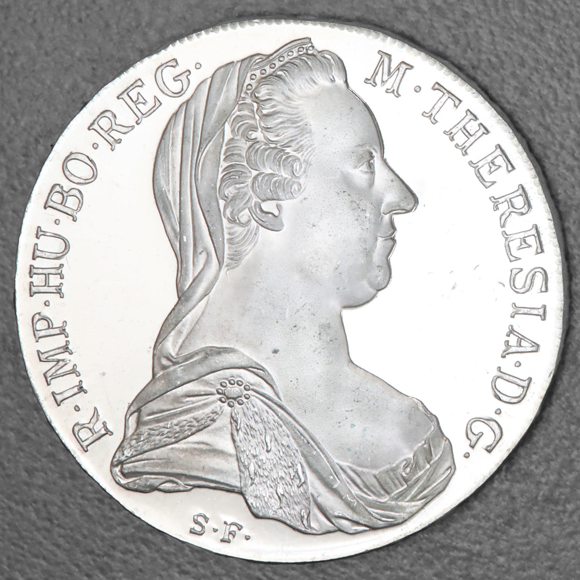 Silbermünze "1 Maria Theresien Taler" (Österreich) - Detailansicht 6