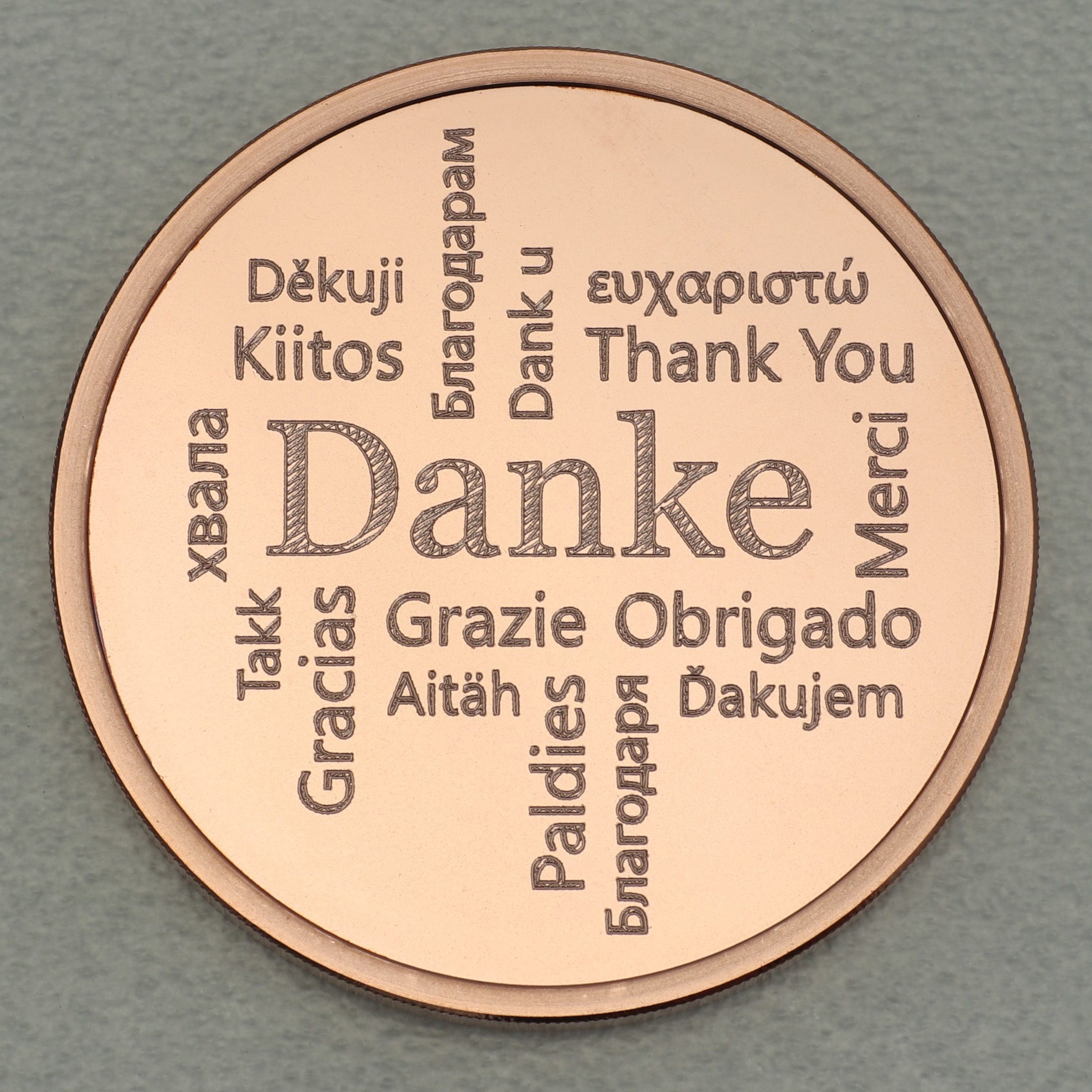 Kupfermedaille "Danke - Word-Cloud" Gravurmedaille - Hauptansicht