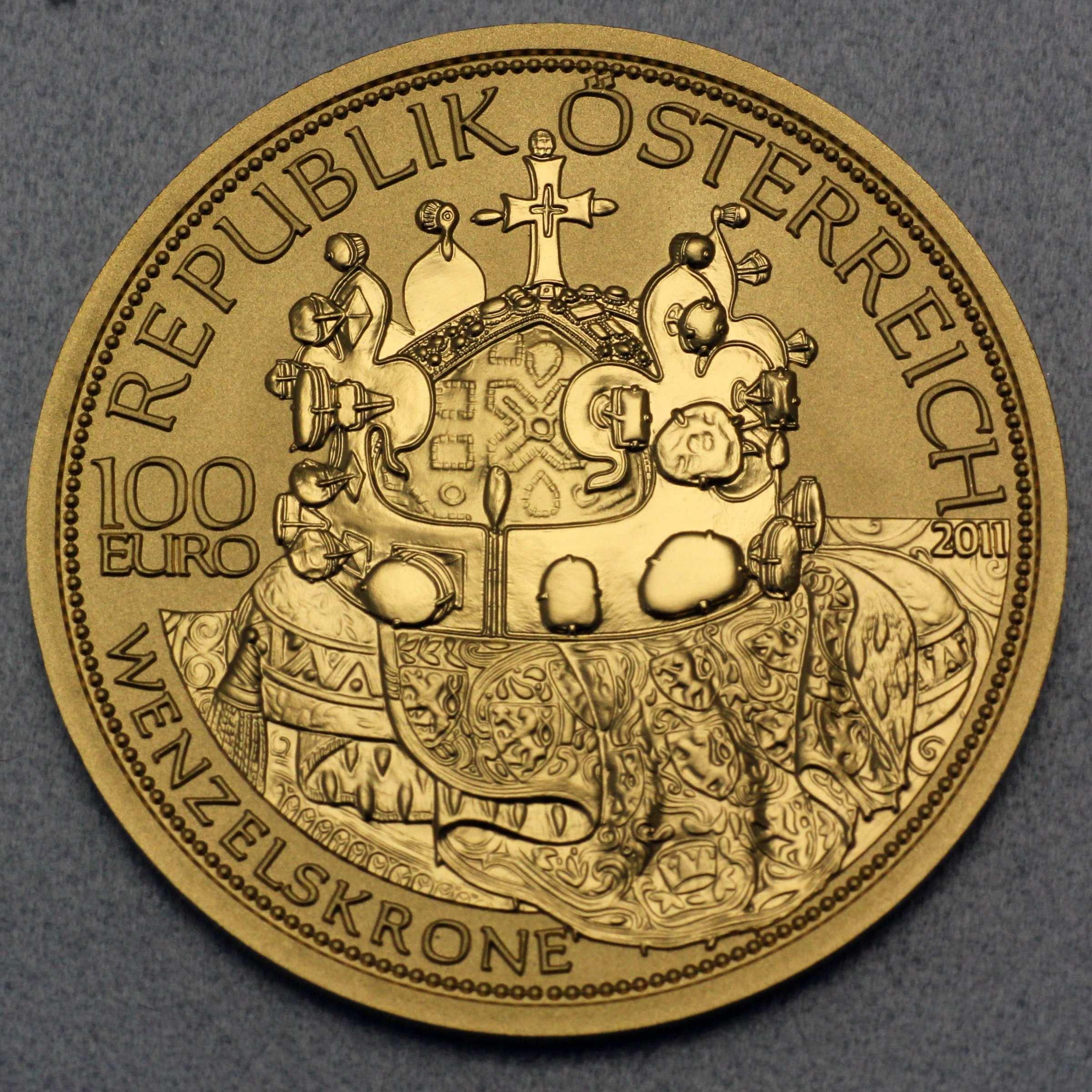 Goldmünze 100 Euro "Wenzelskrone" 2011 Die Kronen der Habsburger (Österreich) - Hauptansicht