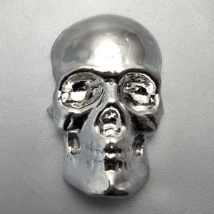 Silber 3-D Barren "Totenkopf" 100g, gegossen - Miniaturansicht 1
