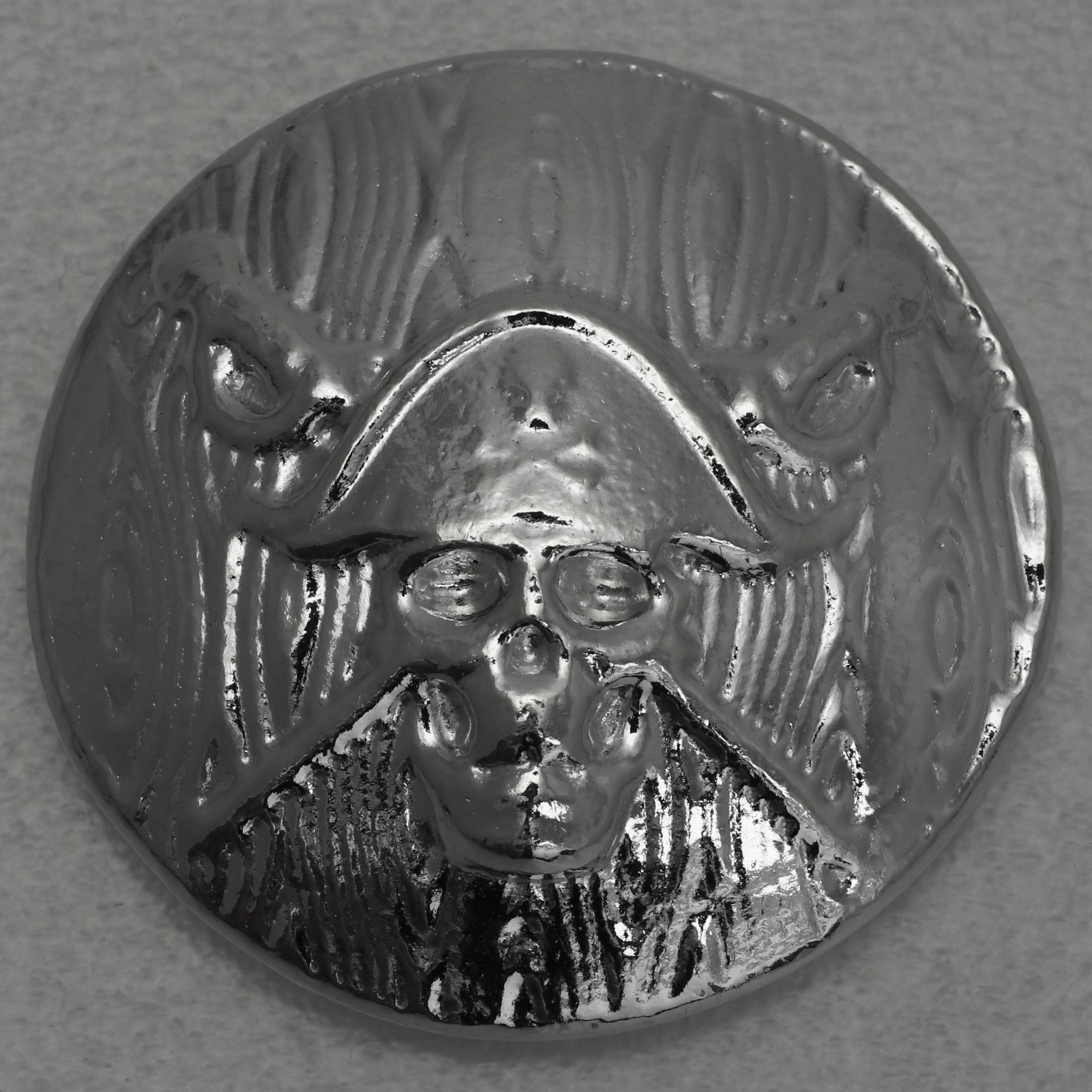 Silber 3-D Barren "Jolly Roger Pirate Round" 2oz - Hauptansicht