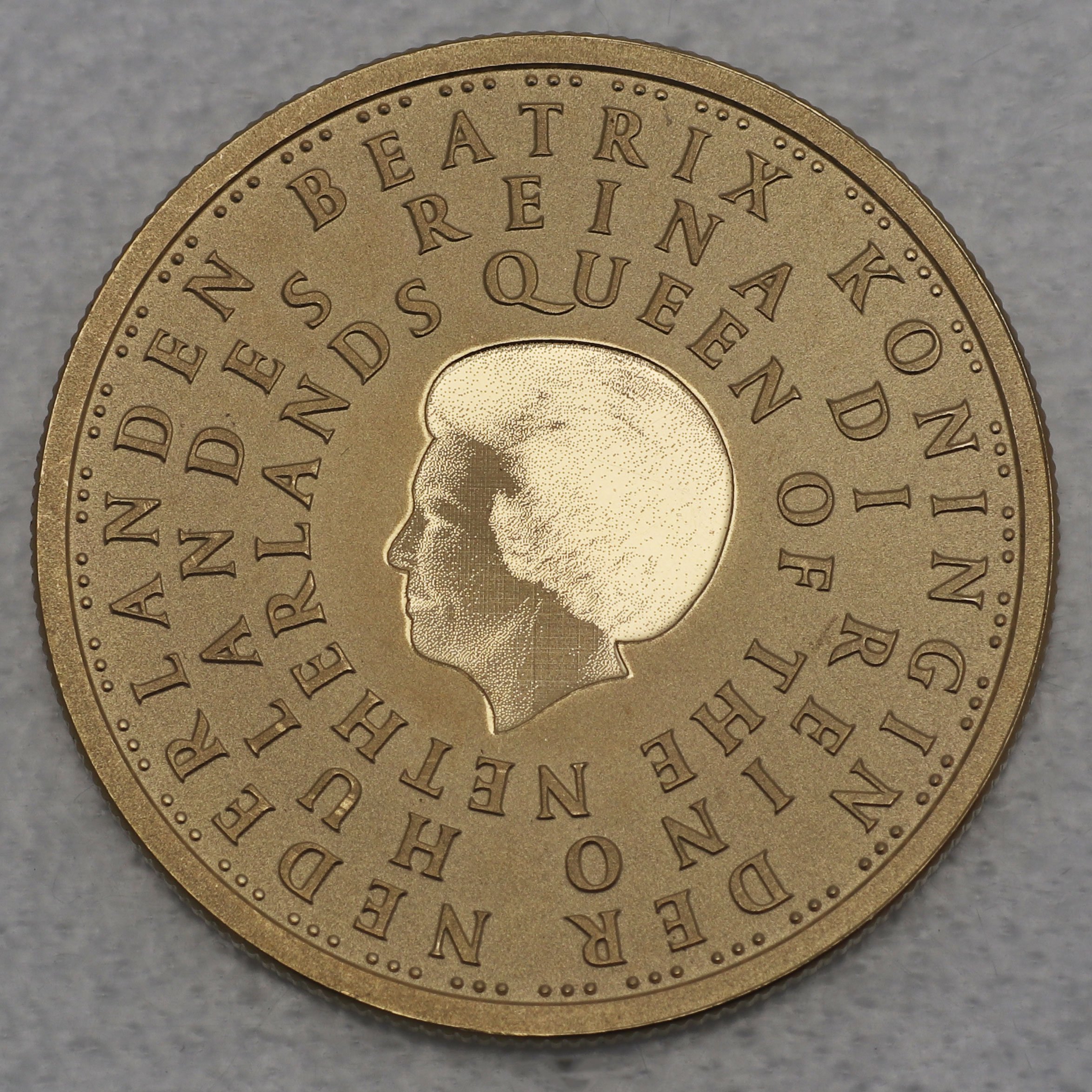 Goldmünze 10 Euro "Selbstständigkeit" 2004 50 Jahre nationale Autonomie (Niederlande) - Detailansicht 1