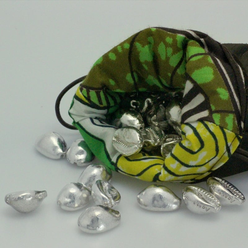Silber 3-D Barren "100 x 10g Cowrie Muschel Bag" - Detailansicht 3