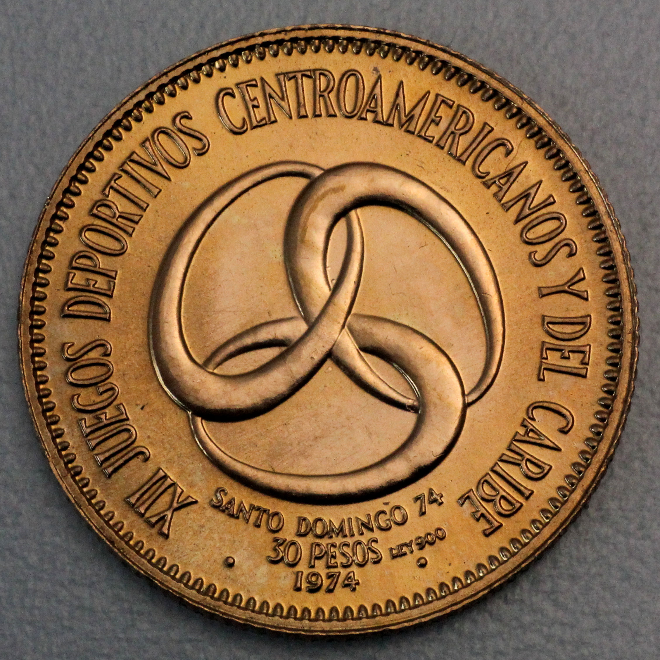 Goldmünze 30 Pesos "Central American Games" 1974 (Dominikanische Republik) - Hauptansicht