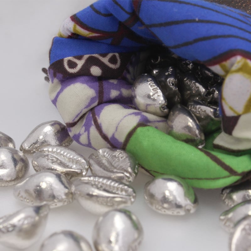 Silber 3-D Barren "100 x 10g Cowrie Muschel Bag" - Detailansicht 8