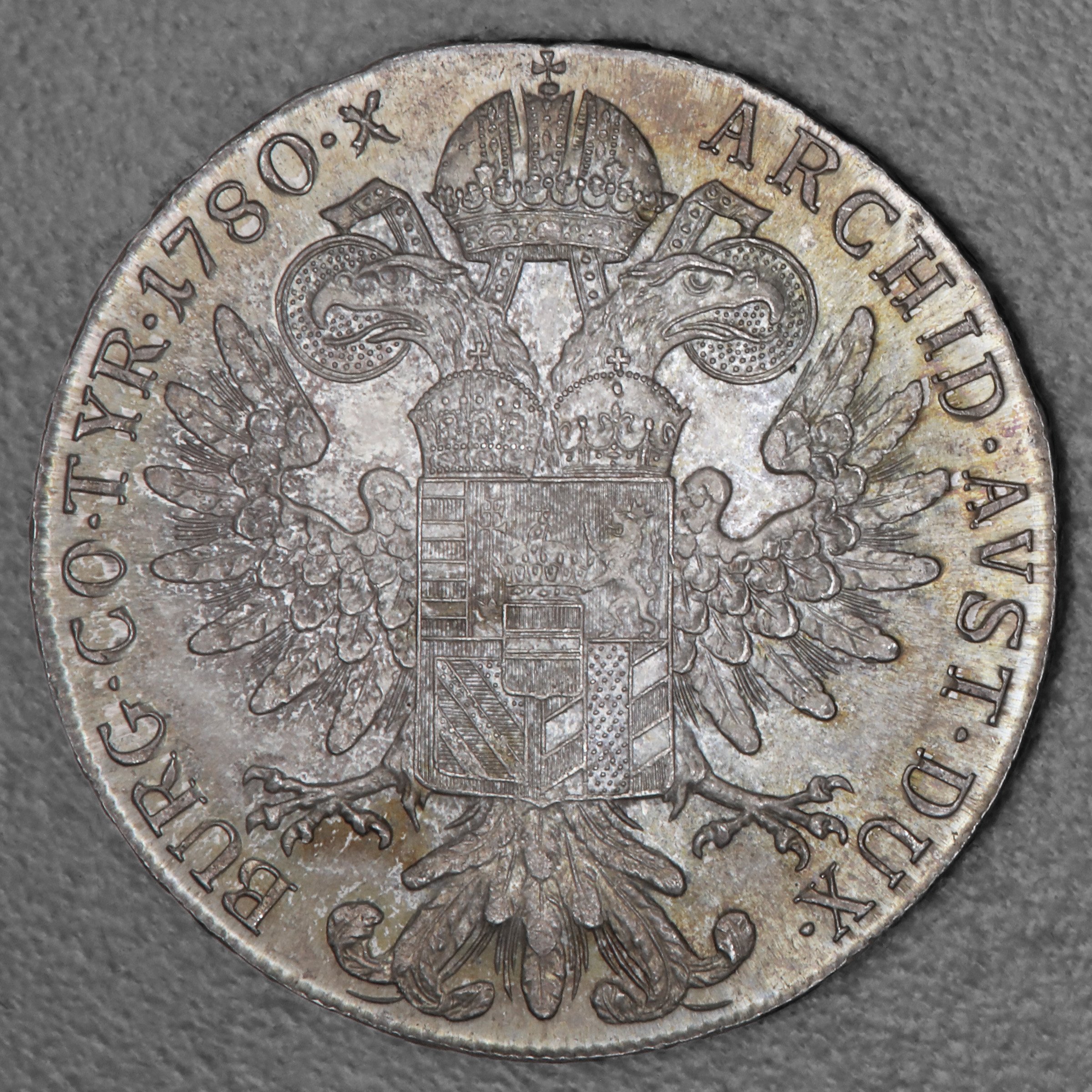 Silbermünze "1 Maria Theresien Taler" (Österreich) - Detailansicht 5