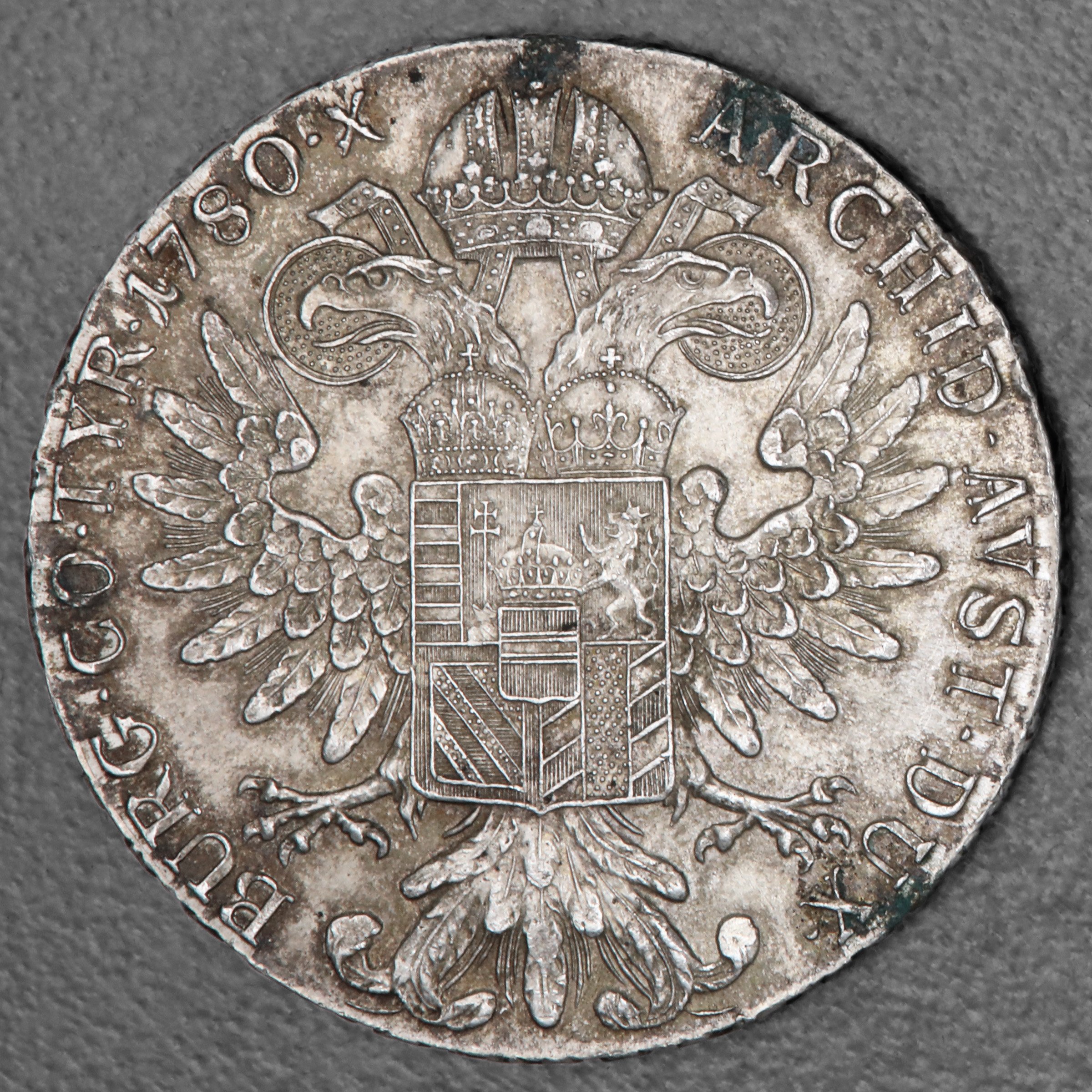 Silbermünze "1 Maria Theresien Taler" (Österreich) - Detailansicht 9