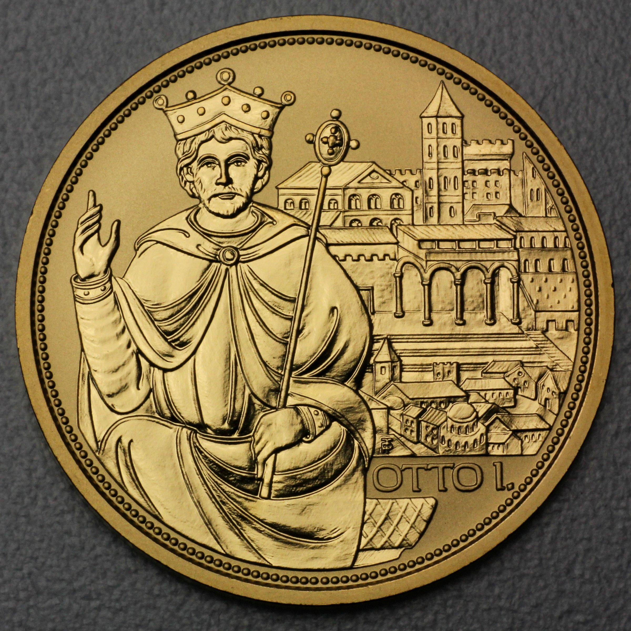 Goldmünze 100 Euro "Krone heilig.röm. Reich" 2008 Die Kronen der Habsburger  (Österreich) - Hauptansicht